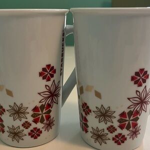 2013 Holiday Starbucks 12 oz Mug Set with Poinsettia and snowflake Design (2)